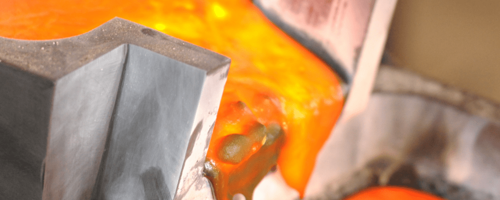 Steel welding on mold - Inter American Development Bank - Energy