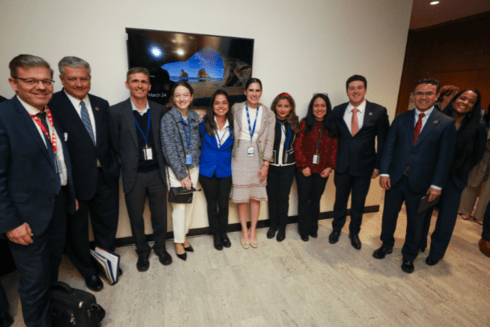 Group of people standing - Source of Innovation - Inter American Development Bank - IDB