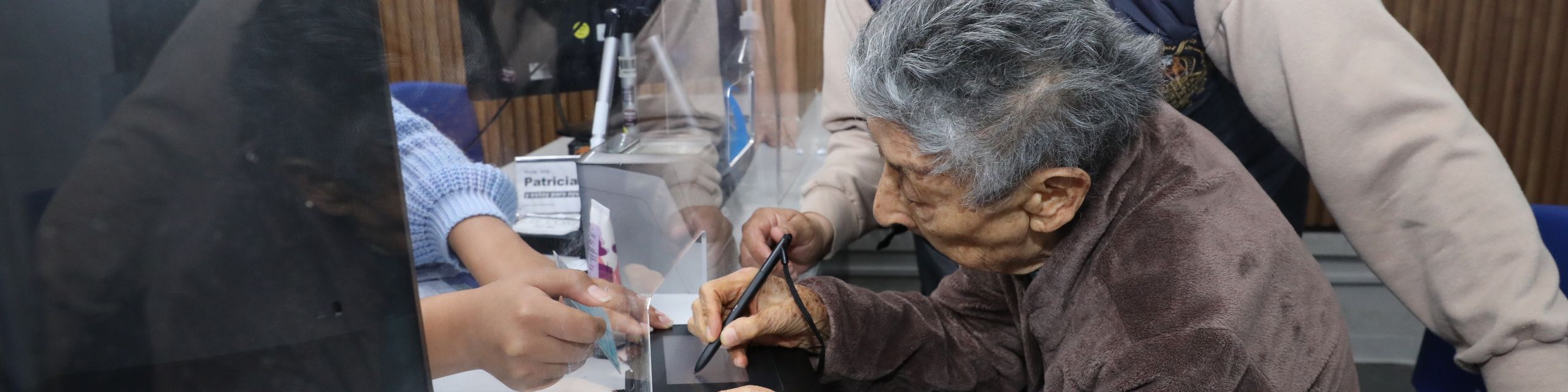 Cómo fortalecer la confianza ciudadana en la era de la IA generativa